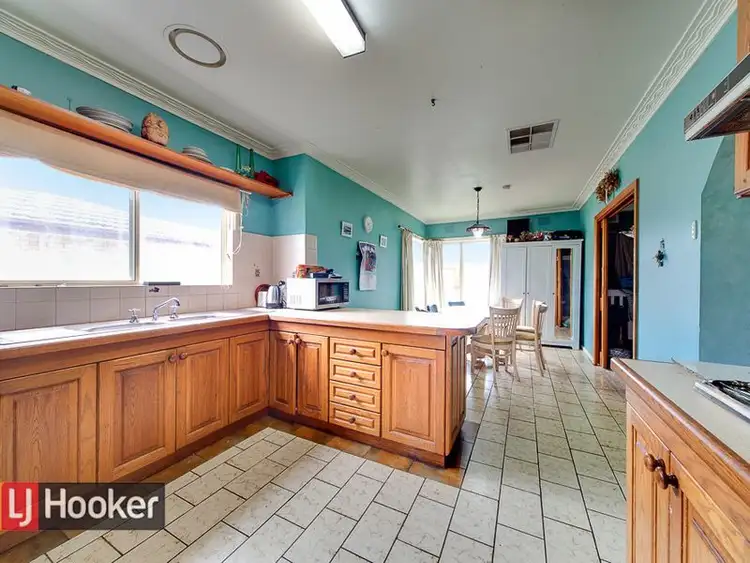 Seventh view of Homely house listing, 12 WHITESIDE ST, Springvale VIC 3171