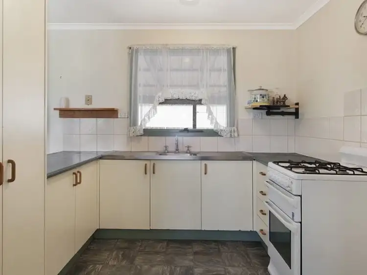 Fifth view of Homely house listing, 3 Sutherland Street, Broadford VIC 3658