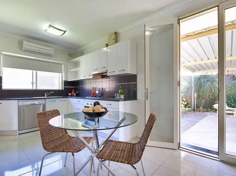 6/8-10 Simpson Street