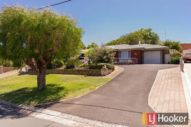 16 Hakea Crescent, South Bunbury WA 6230