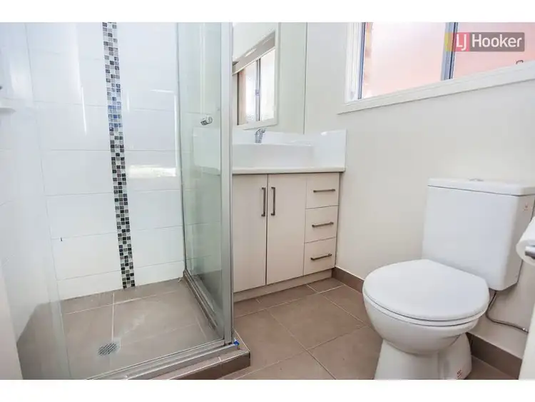 Fifth view of Homely house listing, 29 Bradshaw Avenue, Craigieburn VIC 3064