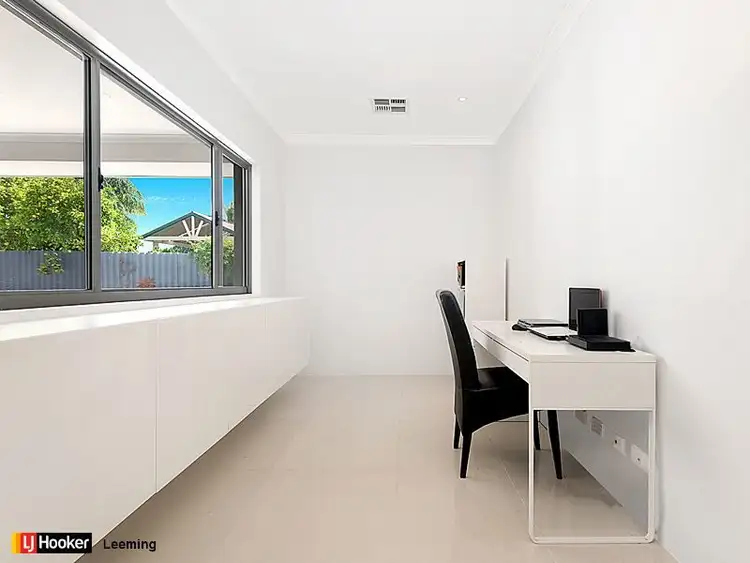 Fifth view of Homely house listing, 10 Jefferies Way, Leeming WA 6149