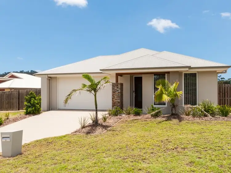 37 Parkway Crescent, Kirkwood QLD 4680