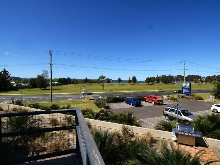 Apartment Beach Road, Batehaven NSW 2536