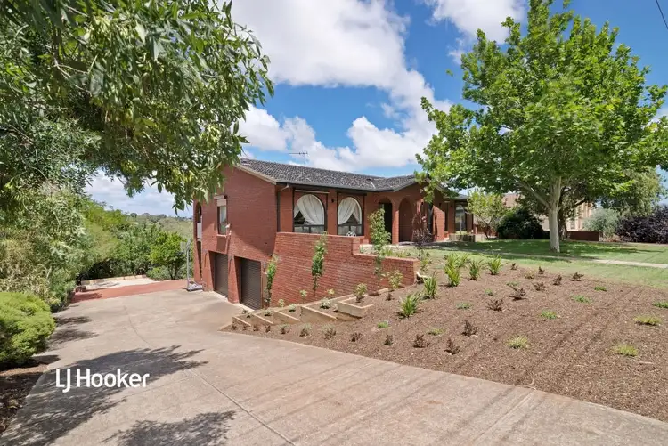 29 Flinders Drive, Valley View SA 5093