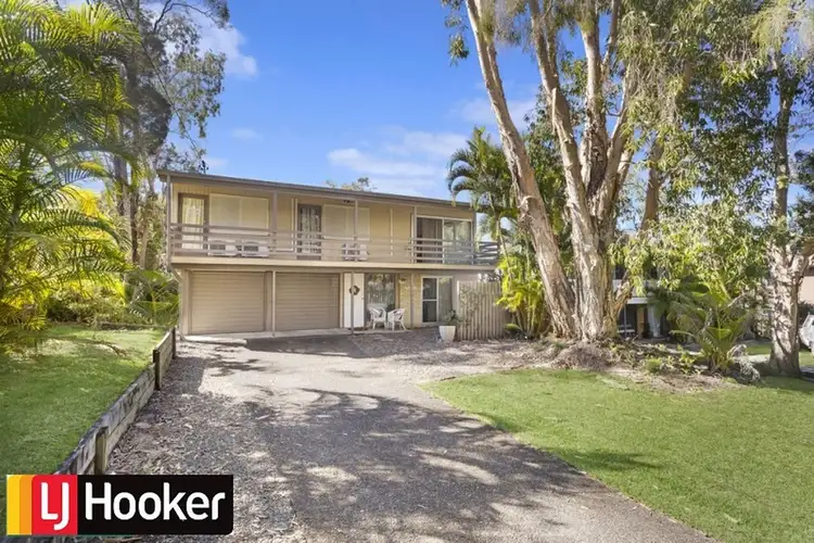 11 Kuringal Drive, Ferny Hills QLD 4055