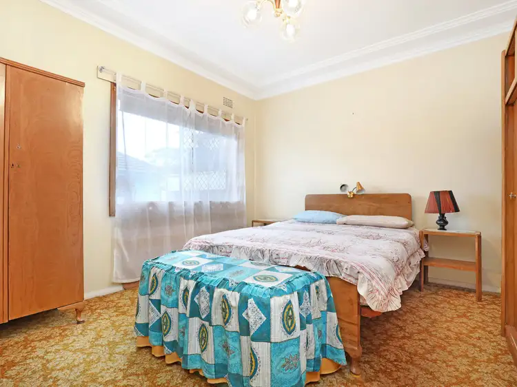 Sixth view of Homely house listing, 70 Ranchby Ave, Lake Heights NSW 2502