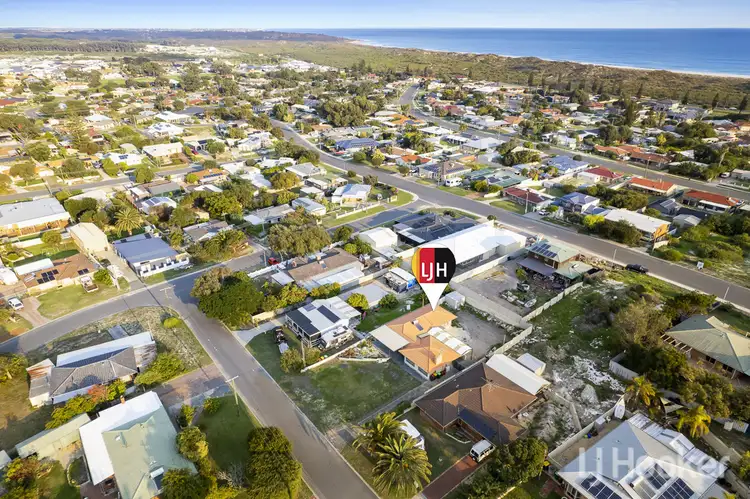 Second view of Homely house listing, 6 Stuart Place, Two Rocks WA 6037