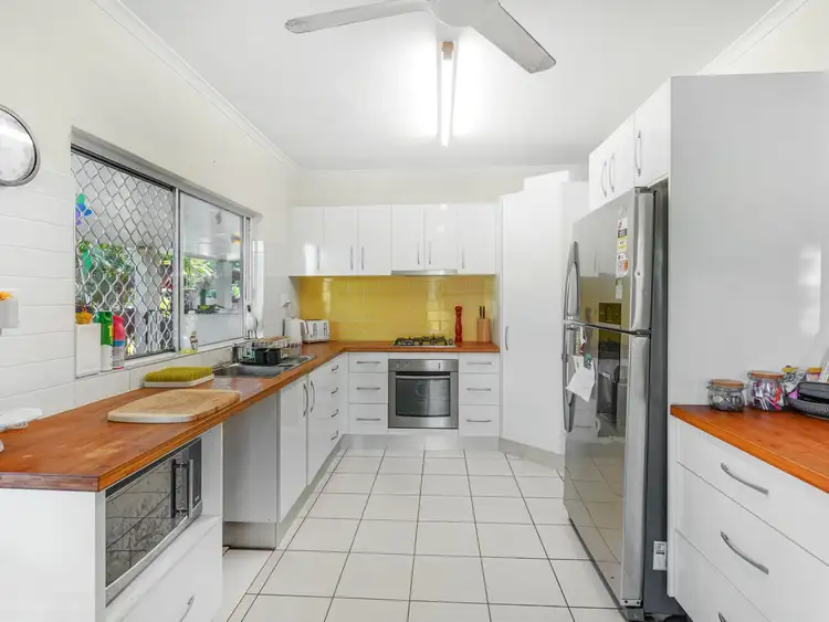 90 Gannet Street, Kewarra Beach QLD 4879