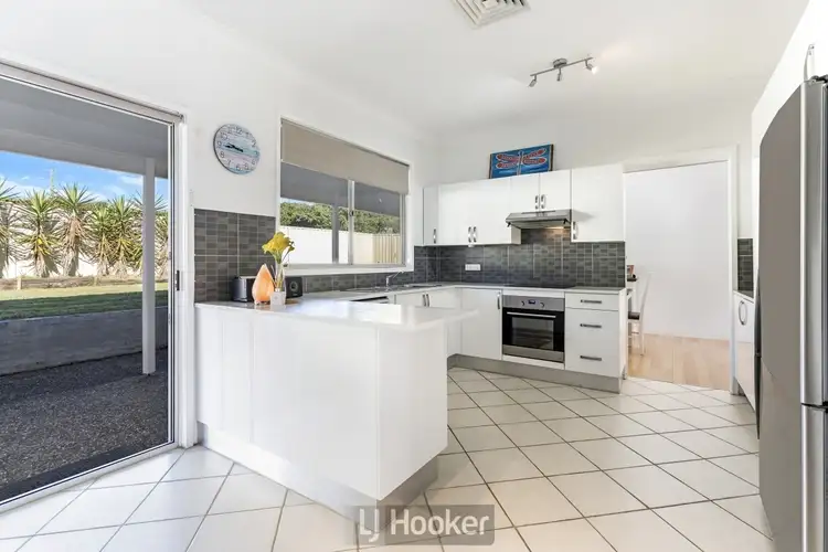 Sixth view of Homely house listing, 2 Southampton Avenue, Buttaba NSW 2283