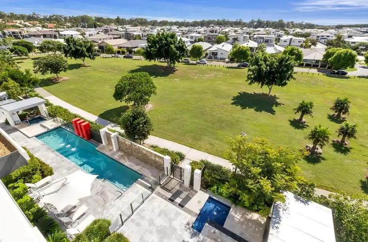 403/11 Compass Drive, Biggera Waters QLD 4216