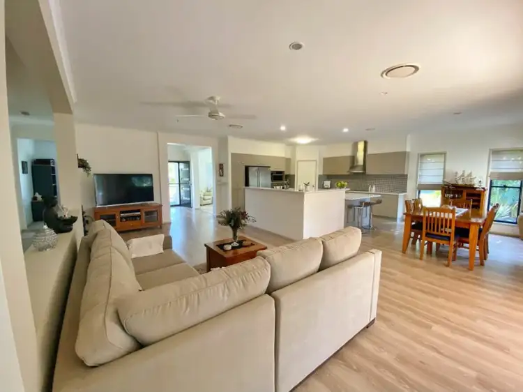 Second view of Homely house listing, 11 Robin Place, Gulmarrad NSW 2463