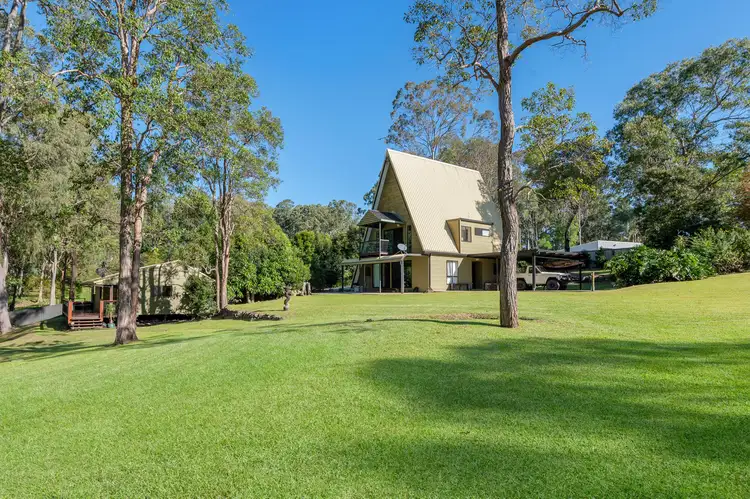 22 Tarrant Drive, Mudgeeraba QLD 4213