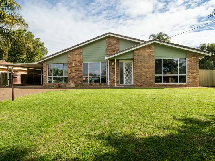 25 Howard Avenue, Dubbo NSW 2830