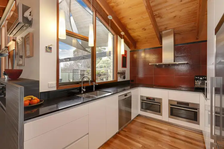 15 Meston Place, Fadden ACT 2904