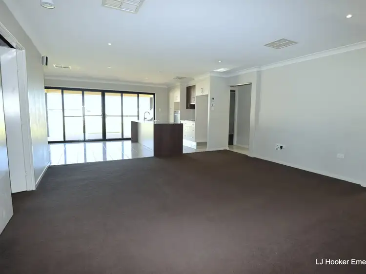 Fifth view of Homely house listing, 7 Rogers Street, Emerald QLD 4720