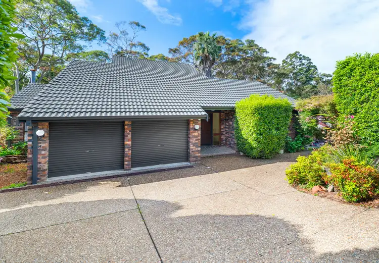 1 Cato Place, Illawong NSW 2234