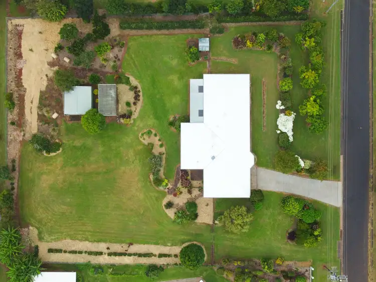16 Newman Drive, Tolga QLD 4882