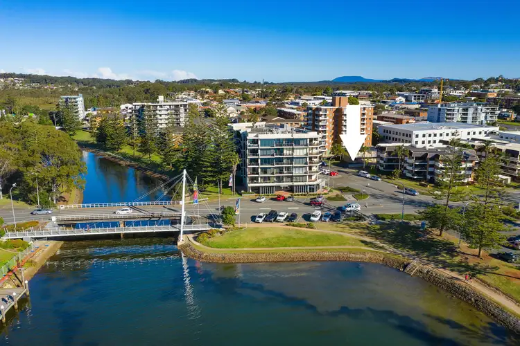 Main view of Homely unit listing, 4/5-7 Hollingworth Street, Port Macquarie NSW 2444