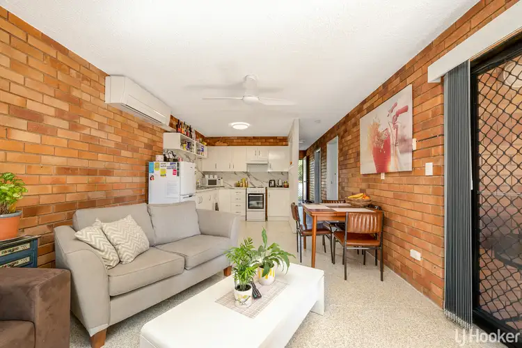 Fourth view of Homely unit listing, 2/162 Scenic Highway, Lammermoor QLD 4703