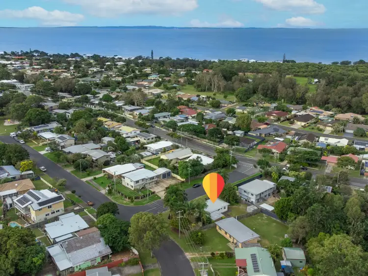 18 Dwyer Street, Beachmere QLD 4510