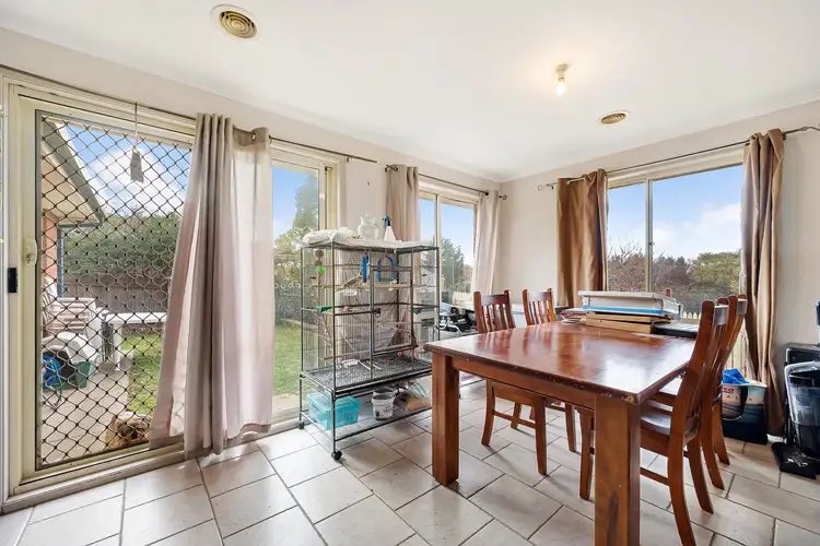 Fifth view of Homely house listing, 8 Loban Court, Ngunnawal ACT 2913