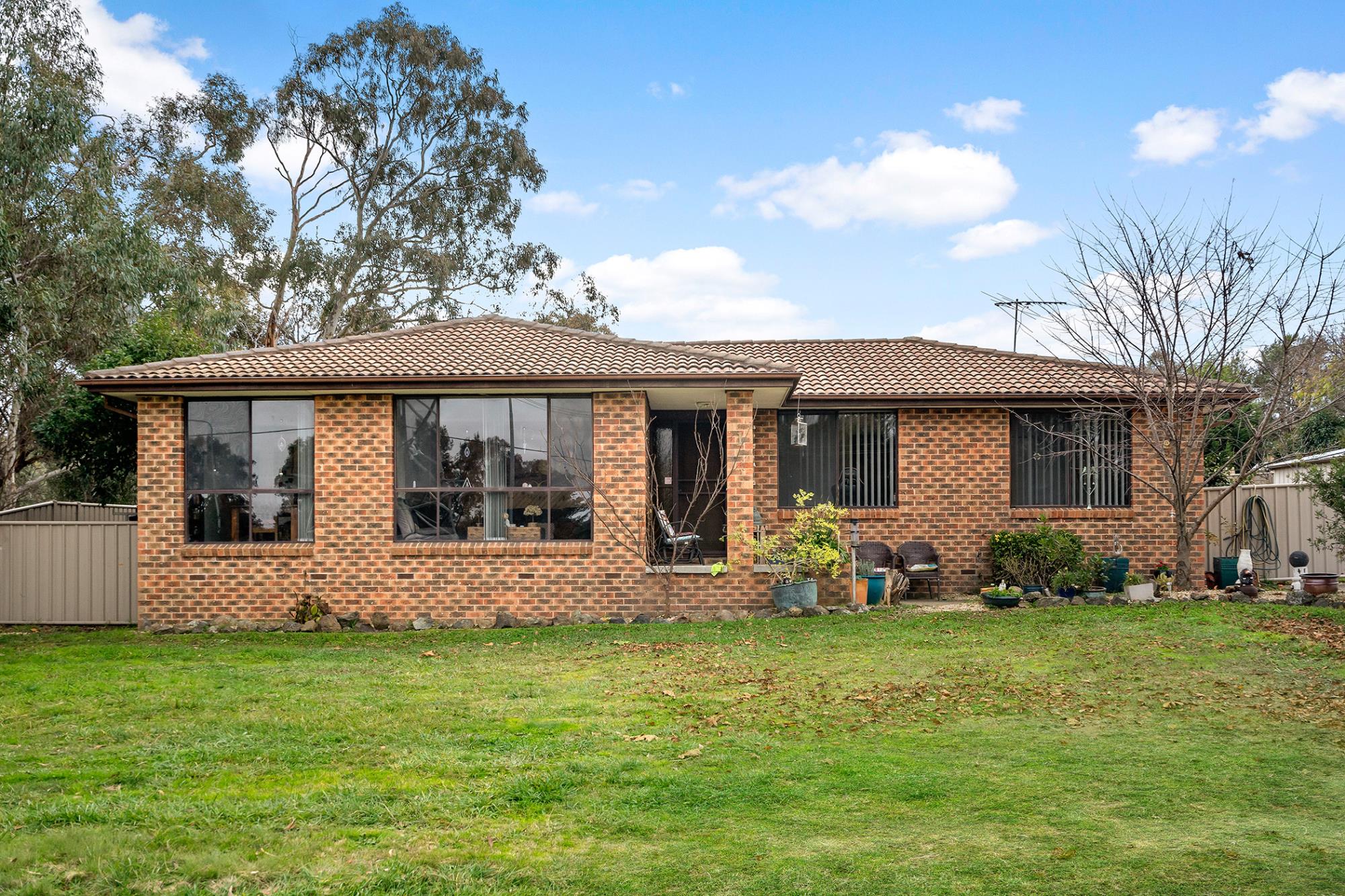 1 Herron Crescent, Latham ACT 2615