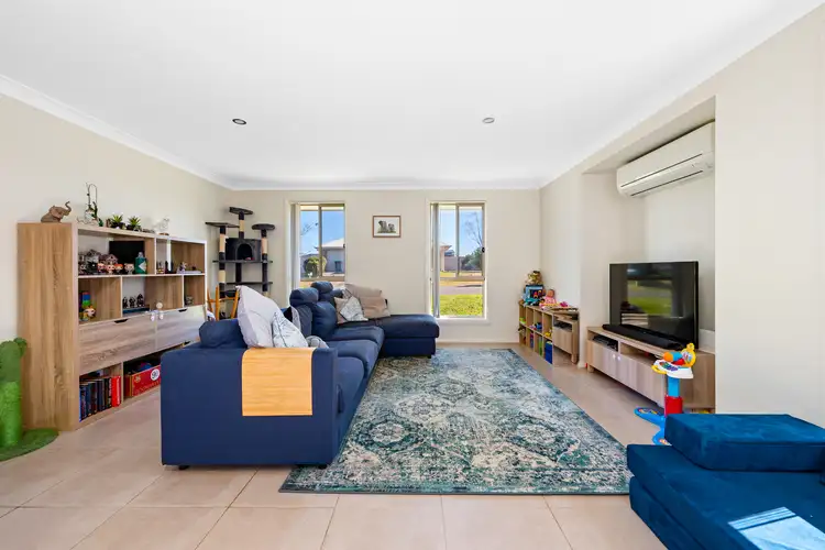 Fifth view of Homely house listing, 1 Campden Street, Thornton NSW 2322