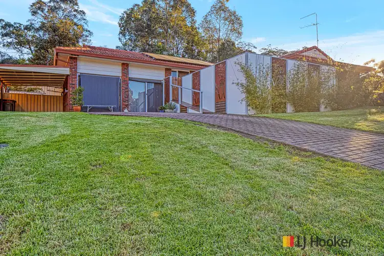83 Karoola Crescent, Surfside NSW 2536
