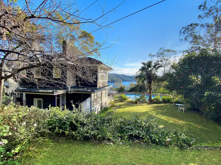 12 Quarter Sessions Road, Church Point NSW 2105