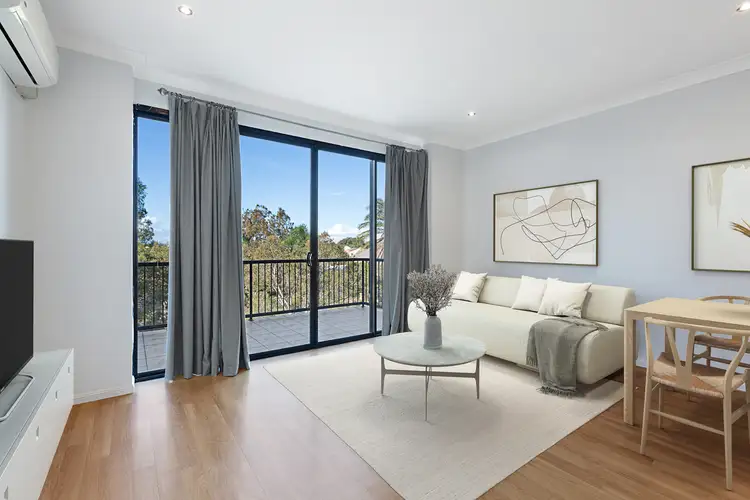 Second view of Homely unit listing, 51/2 Masthead Drive, Raby Bay QLD 4163