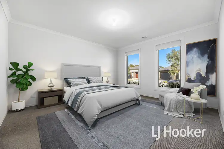 Sixth view of Homely house listing, 35 Revelstoke Crescent, Pakenham VIC 3810