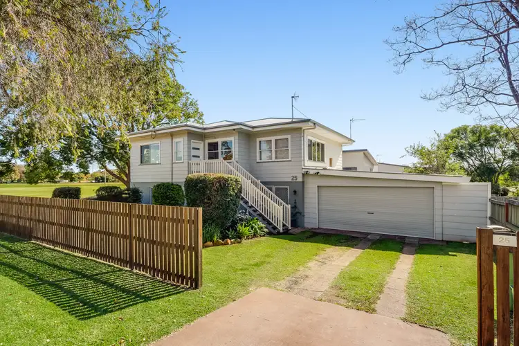 25 Park Street, Wilsonton QLD 4350