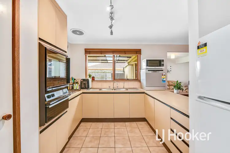 Fifth view of Homely house listing, 4 Craigie Court, Hampton Park VIC 3976
