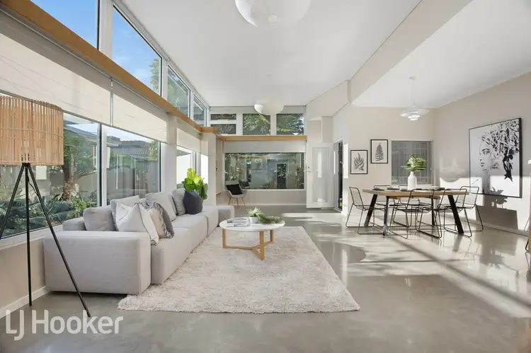 31 Walpole Street, St James WA 6102