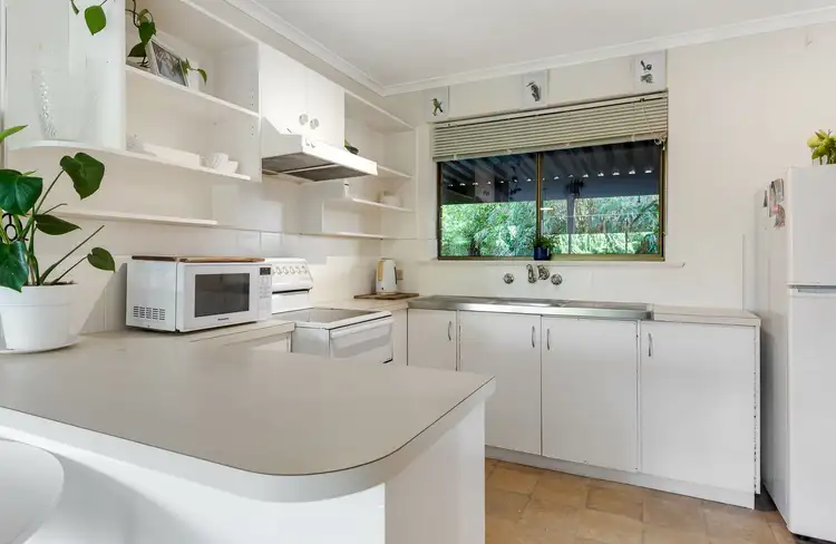 Fifth view of Homely unit listing, Unit 2/5 The Parkway, Victor Harbor SA 5211