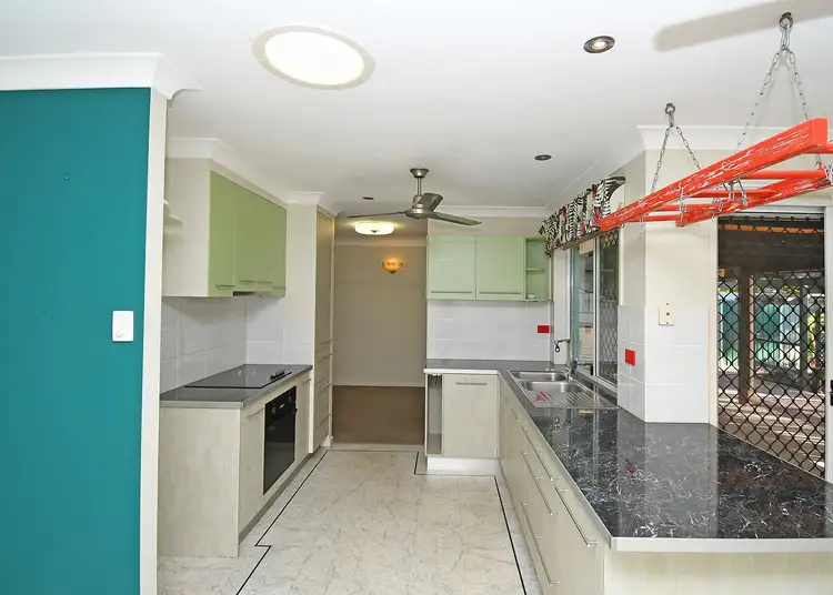 Sixth view of Homely house listing, 8 Glen Court, Point Vernon QLD 4655