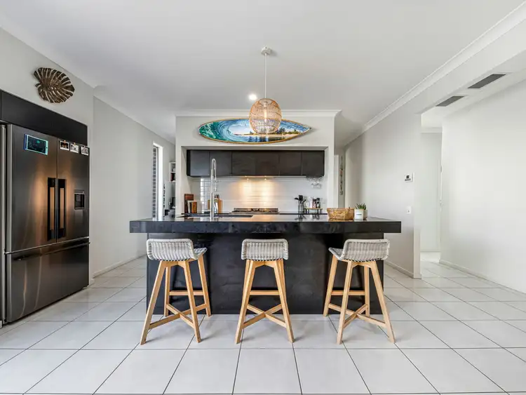Second view of Homely house listing, 10 Thomas Close, Baringa QLD 4551