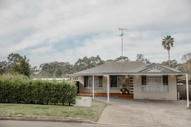 2 Priory Parade, Cambridge Gardens NSW 2747