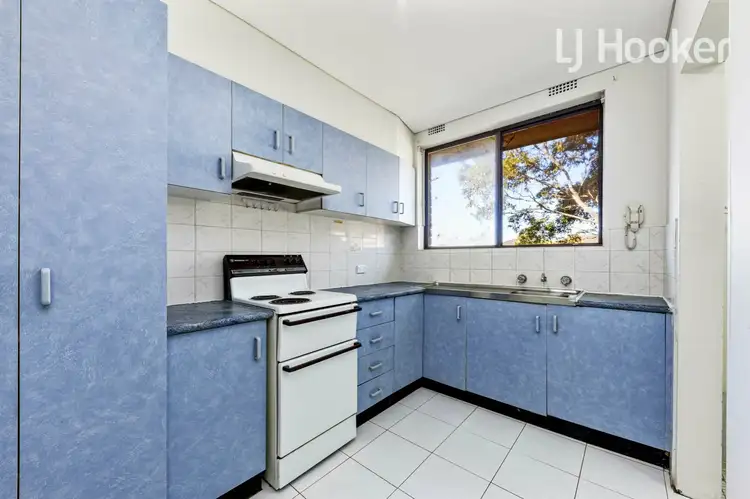 Fifth view of Homely unit listing, 7/100 Broomfield St, Cabramatta NSW 2166