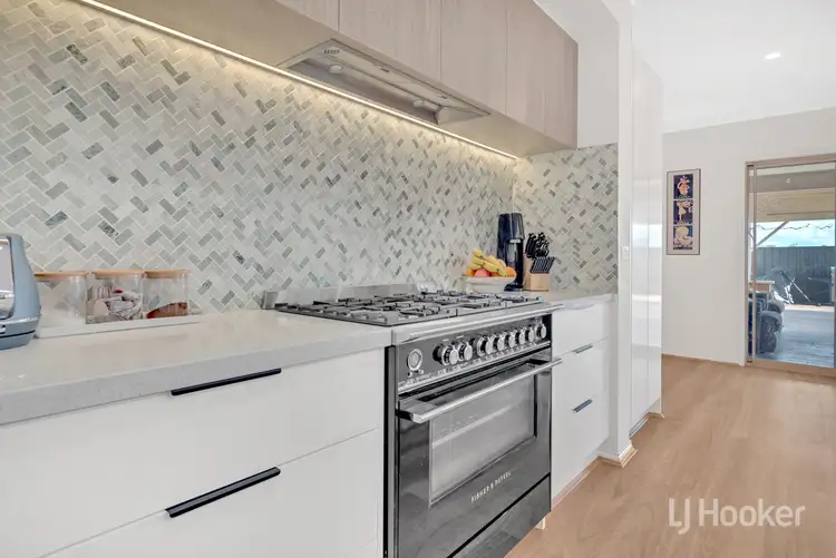 Sixth view of Homely house listing, 11 Carlyon Close, Melton West VIC 3337