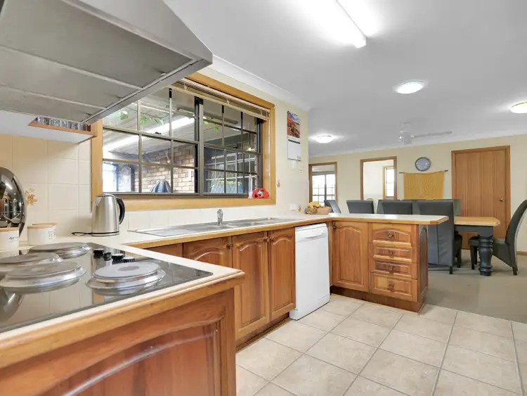 Fourth view of Homely house listing, 33 D'Arbon Avenue, Singleton NSW 2330