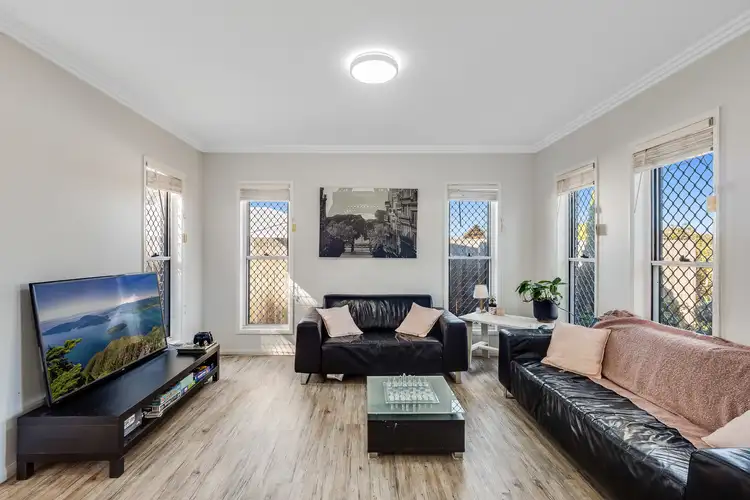 Second view of Homely unit listing, 2/15 Henry Street, Mount Lofty QLD 4350