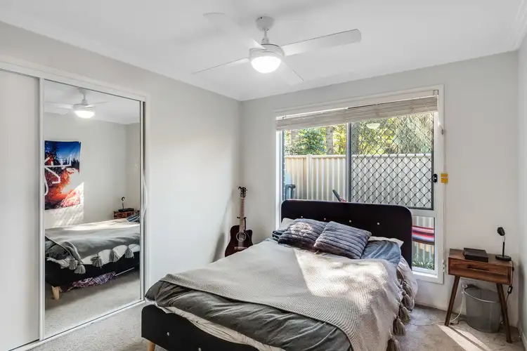 Sixth view of Homely unit listing, 2/15 Henry Street, Mount Lofty QLD 4350