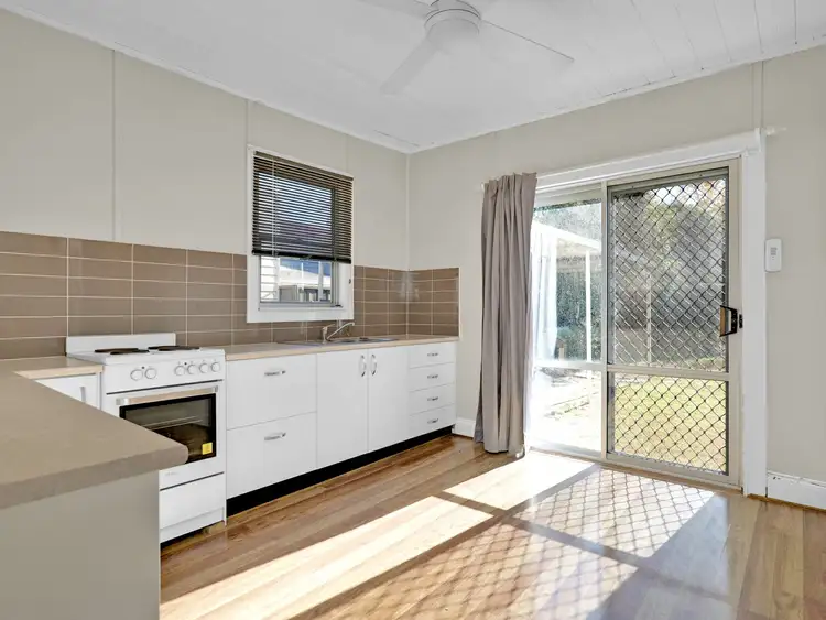 Fifth view of Homely house listing, 16 Elizabeth Street, Singleton NSW 2330