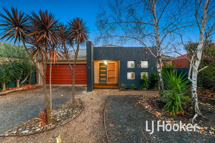 52 Shearwater Drive, Pakenham VIC 3810