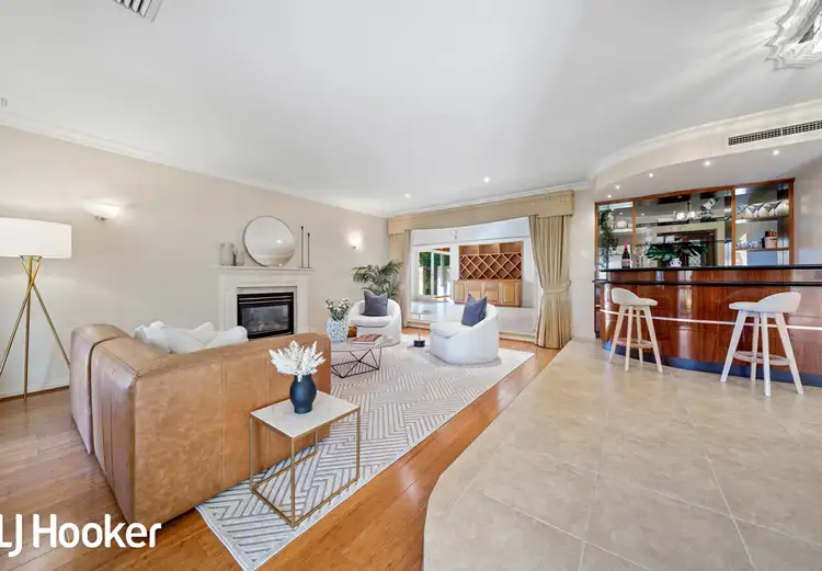 25 Marcus Avenue, Booragoon WA 6154