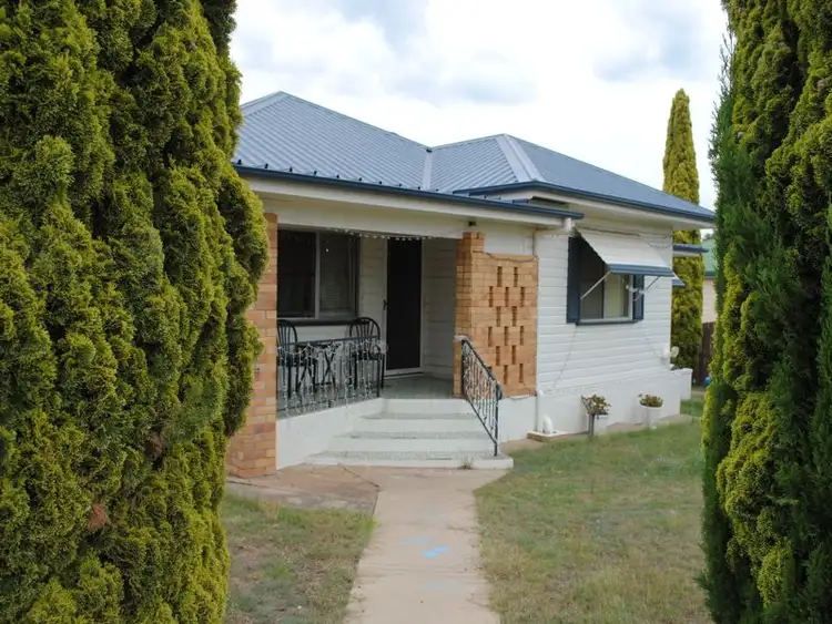 137 Pratten Street, Warwick QLD 4370