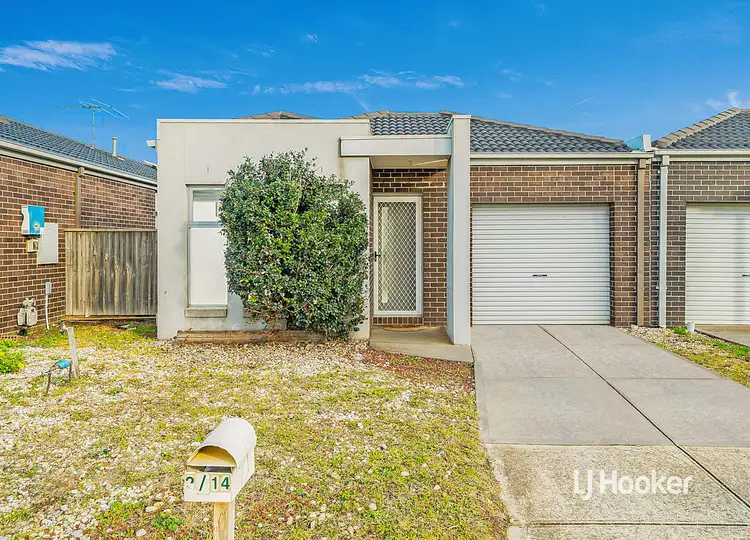 2/14 Harness Court, Truganina VIC 3029