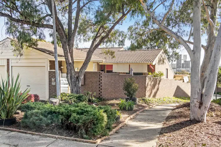 35 Hallen Close, Swinger Hill ACT 2606